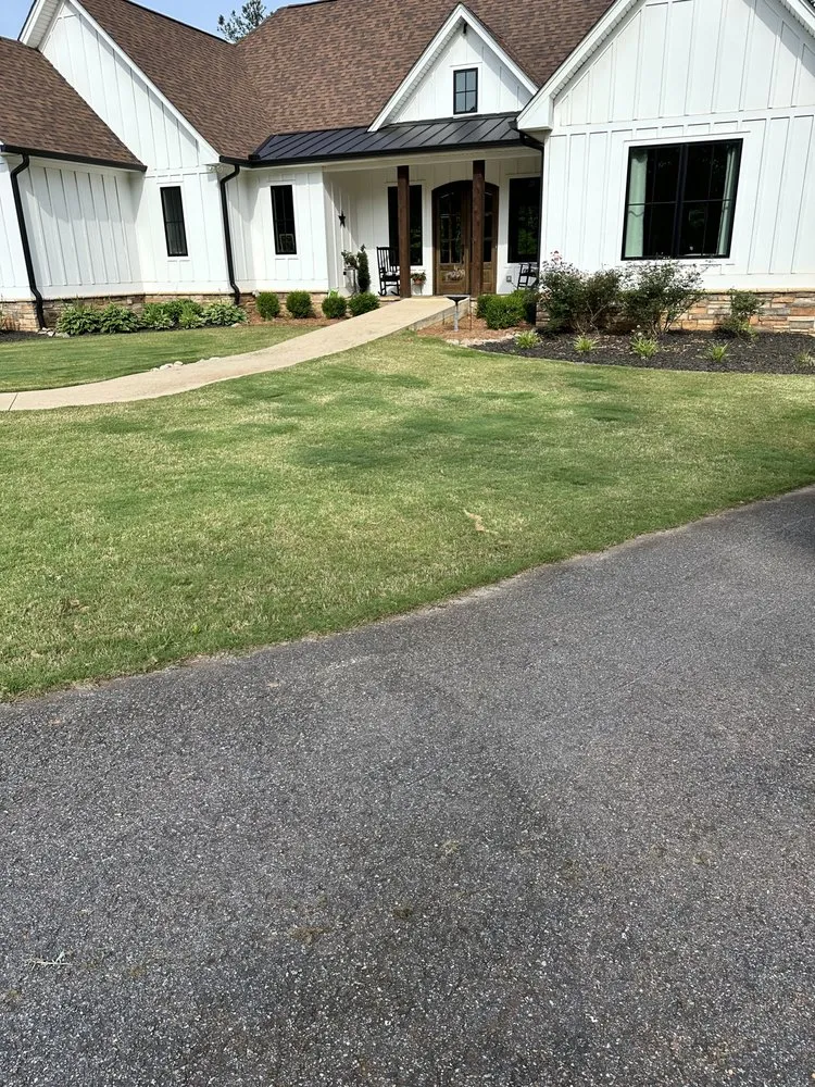 Local landscaping services experts serving Dawsonville, GA - Shoal Creek Landscaping