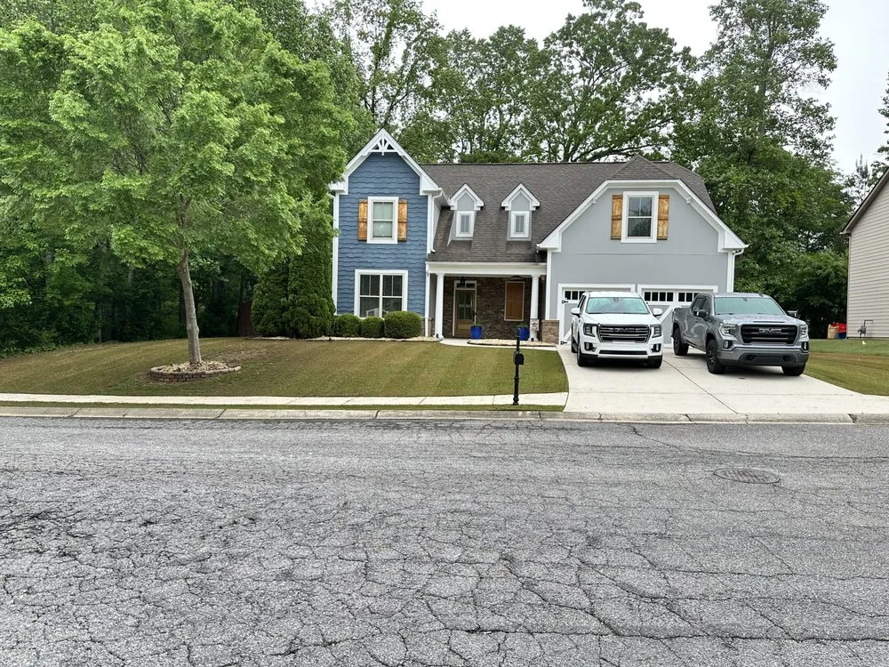 Expert yard maintenance in Dawsonville, GA by Shoal Creek Landscaping