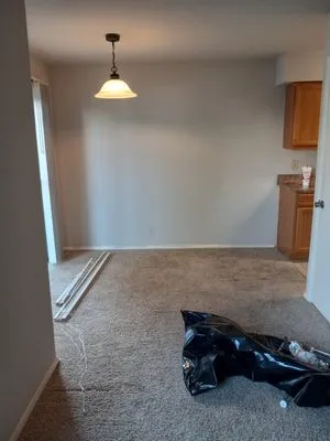 Shockwav3s Solutions Pro Service Logo