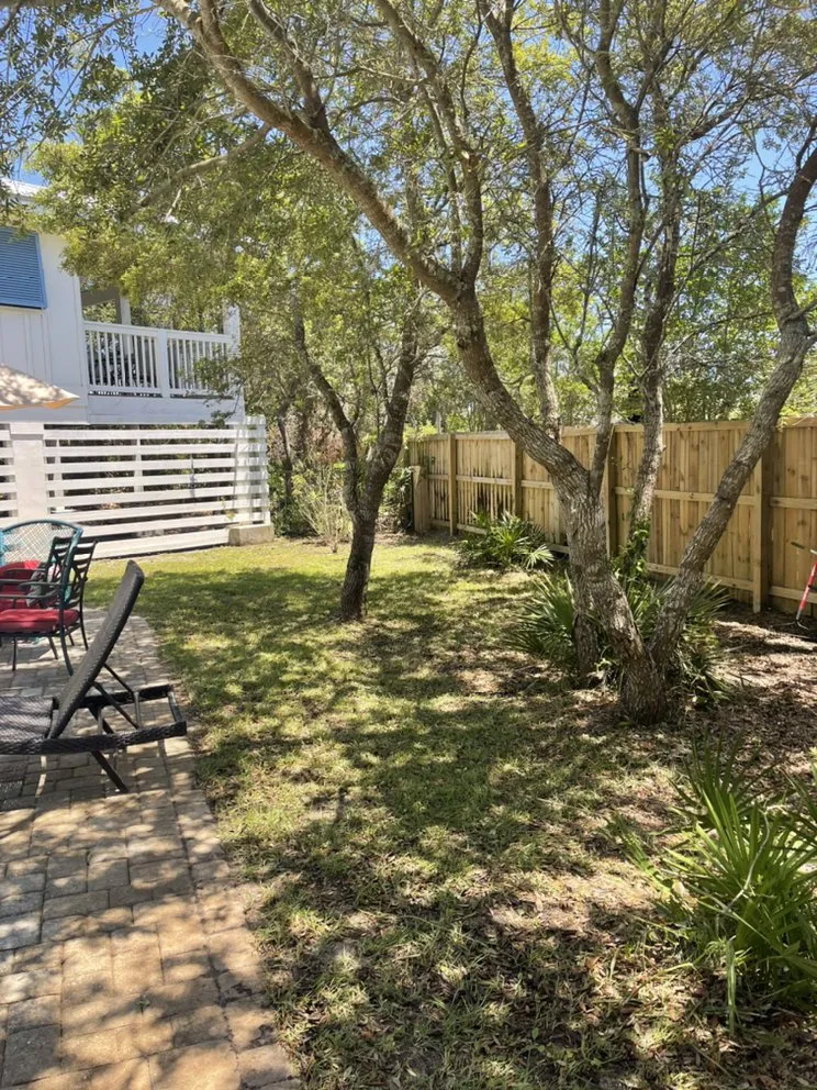 Reliable yard cleanup service experts serving Panama City, FL - Shomper’s Lawn Service