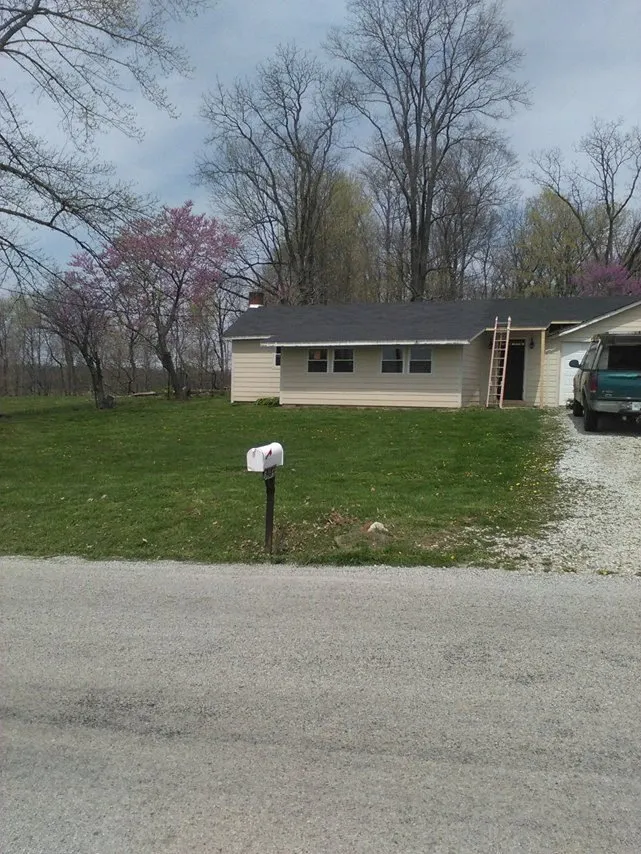 Affordable garden landscaping experts serving Cloverdale, IN - Shonk Lawn Care