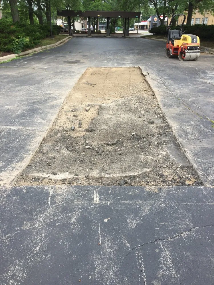 Affordable lawn care service in Milwaukee, WI by Shonns Construction