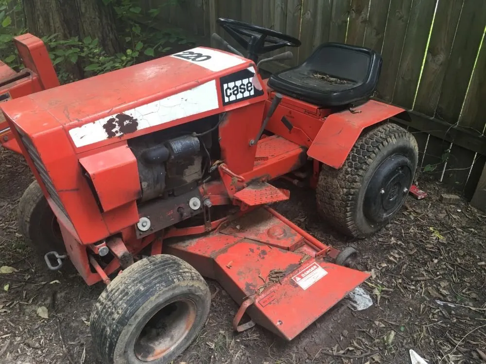 Professional landscaping services experts serving Mattoon, IL - Shon's tear & repair