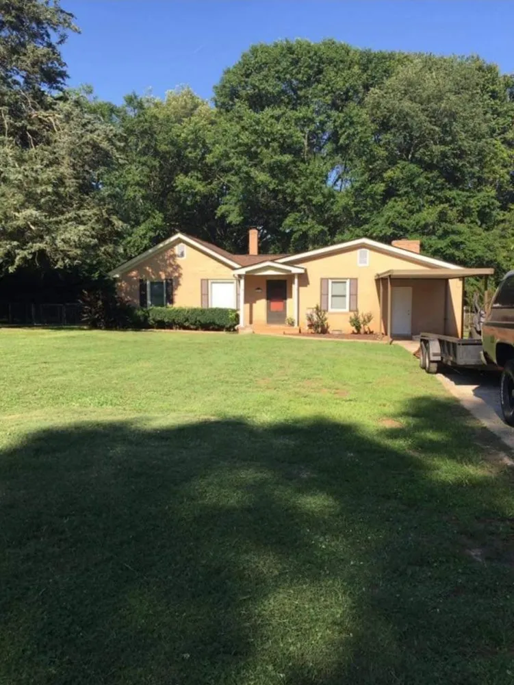 Custom yard maintenance in Greenville, SC - Shook's Property Maintenance