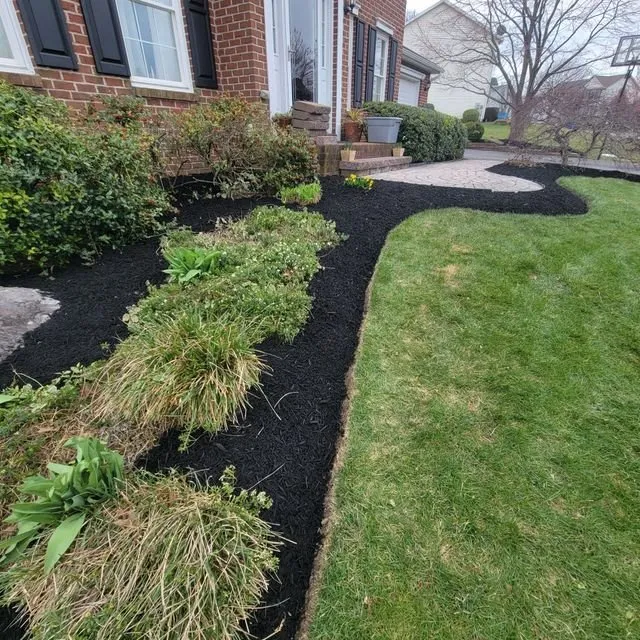 Affordable yard maintenance in Stewartstown, PA - Shoop's Services