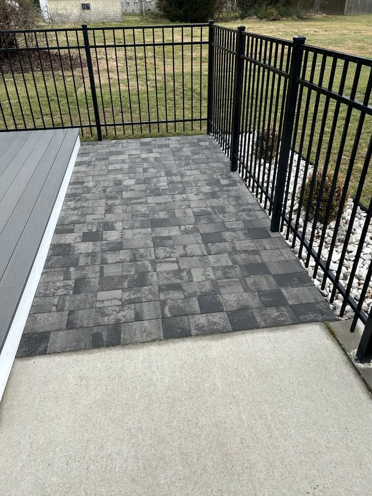 Top-rated yard cleanup service for beautiful yards across Vienna, MD - Shore Life Property Management