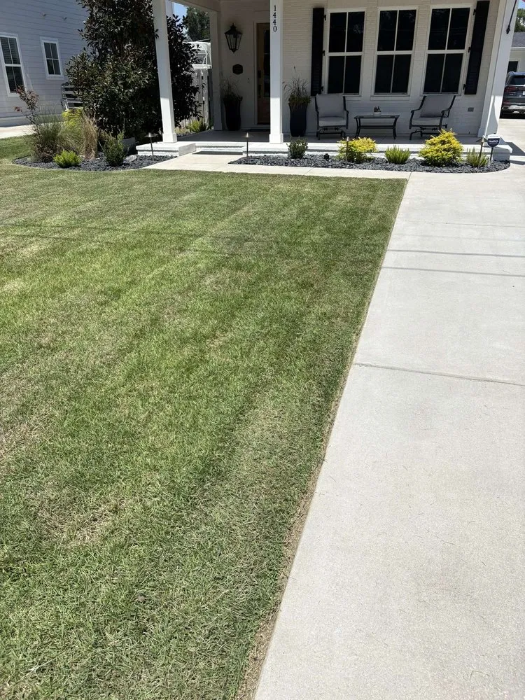 Top-rated residential landscaping experts serving Pensacola, FL - Shore Thing