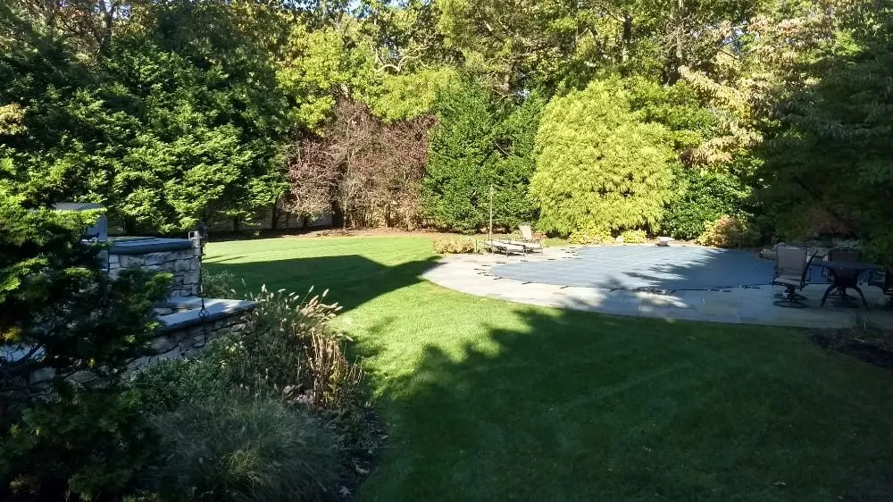 Professional lawn care service experts serving Commack, NY - Shore To Shore Landscaping