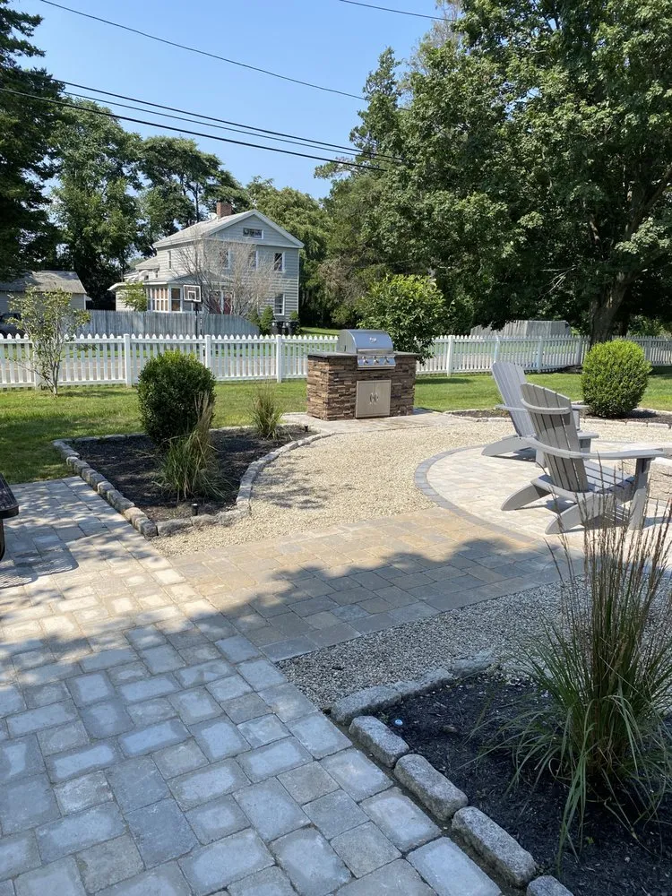 Reliable residential landscaping for year-round maintenance across Branford, CT - Shorehaven Landscape