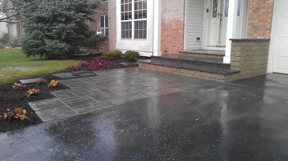 Trusted yard maintenance in Aurora, IL by Shoreline Landcare