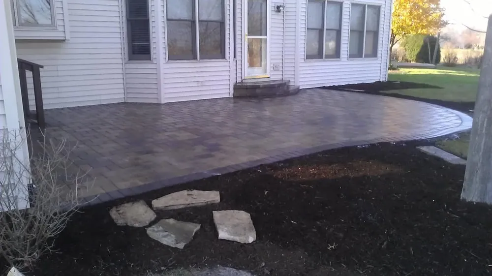 Reliable yard cleanup service for beautiful yards in Aurora, IL by Shoreline Landcare