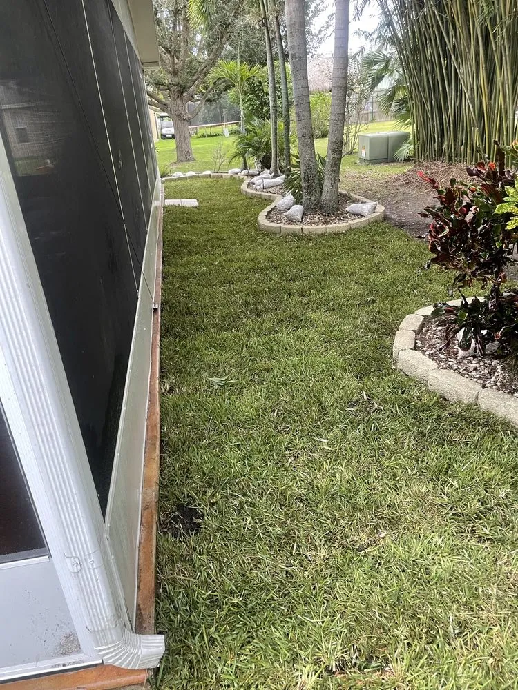 Expert lawn care service experts serving Stuart, FL - Shoreline Landscaping Company