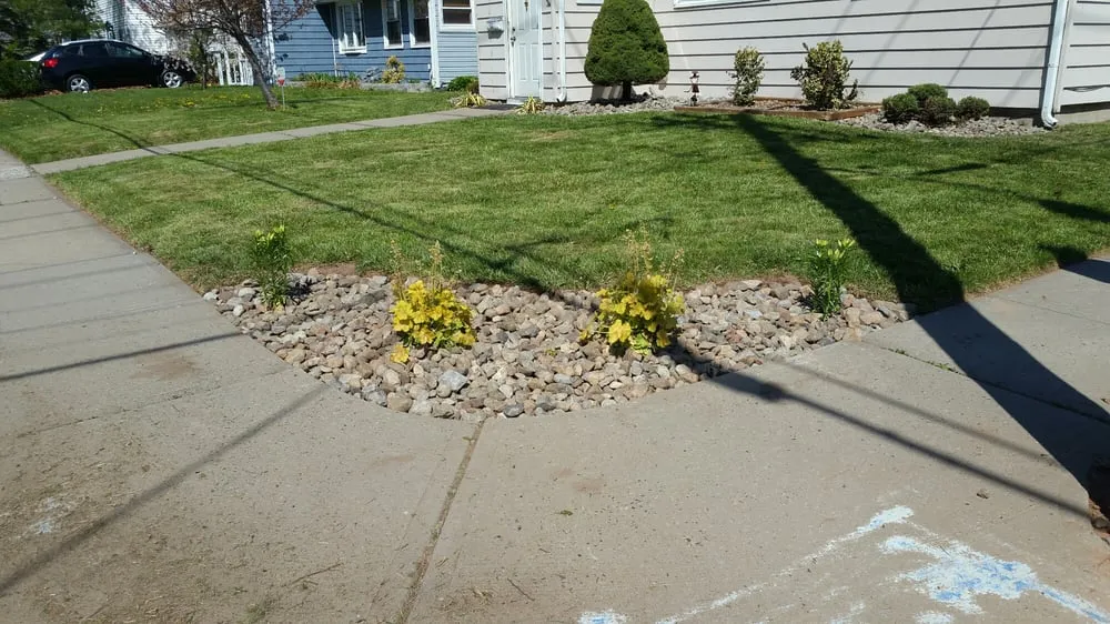 Trusted yard cleanup service for beautiful yards across East Windsor, NJ - Short And Sweet Landscaping