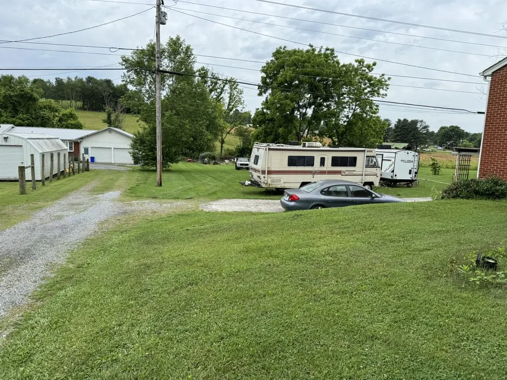 Expert yard cleanup service for residential properties across Whitesburg, TN - Short’s Lawn Care & Landscaping