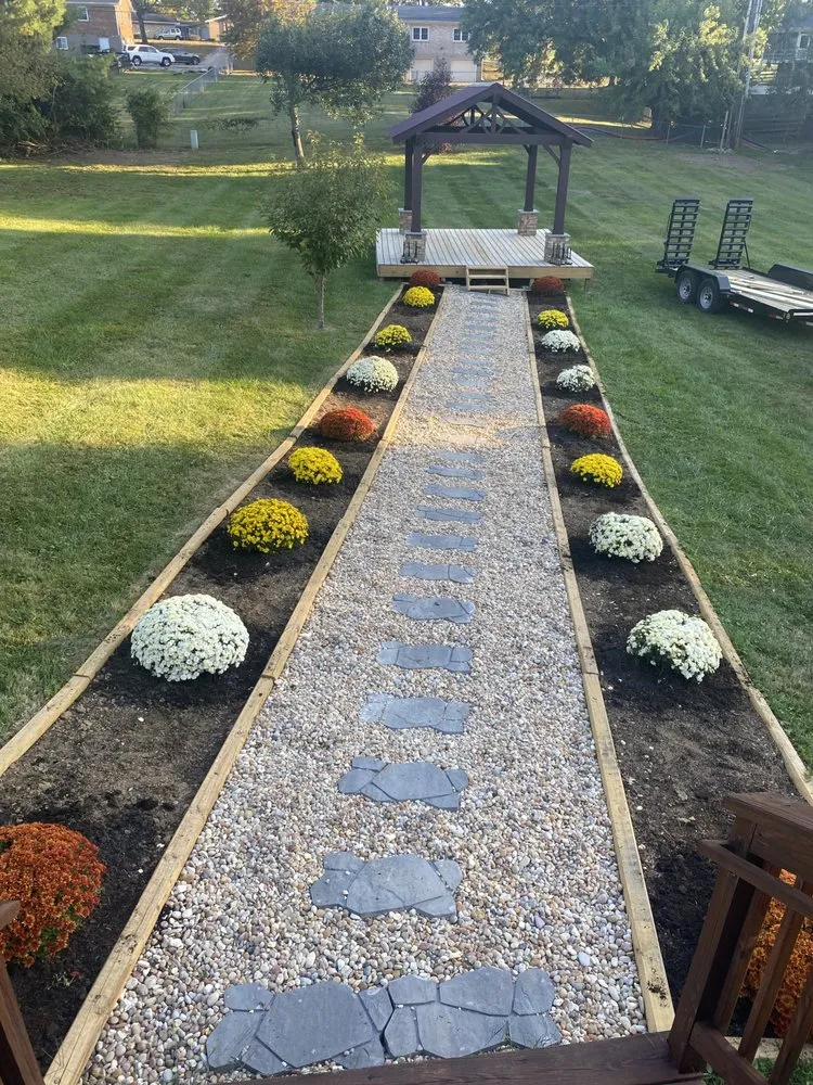 Local garden landscaping in Richmond, KY - Short’s Quality Lawn Service