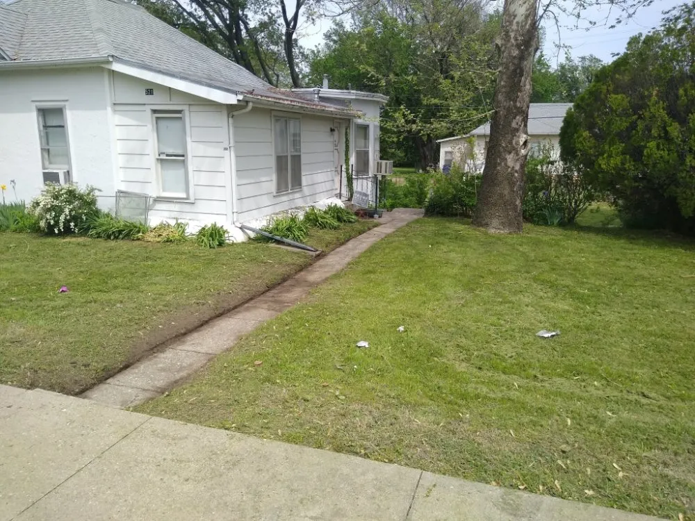Affordable yard cleanup service in Junction City, KS - Shorty’s Lawn Service