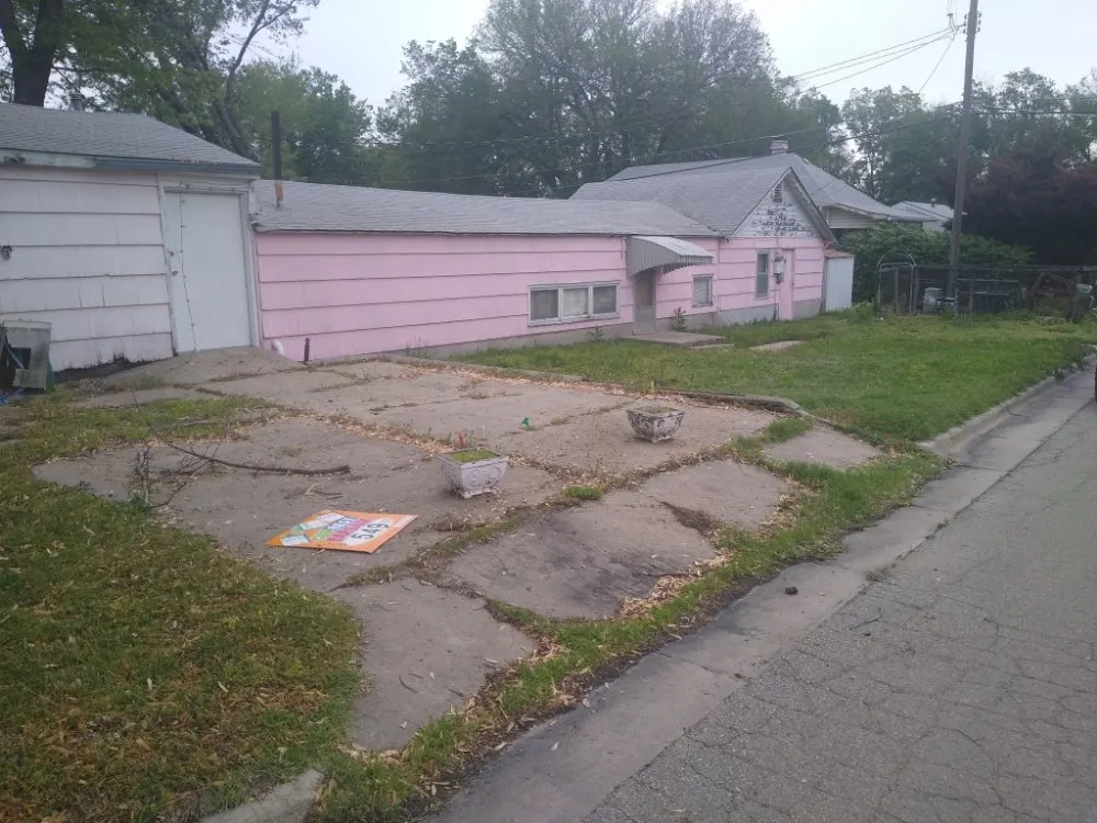 Top-rated residential landscaping in Junction City, KS - Shorty’s Lawn Service