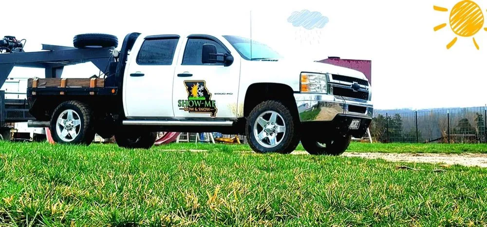 Expert residential landscaping for residential properties in New Bloomfield, MO by Show-Me Mow & Snow