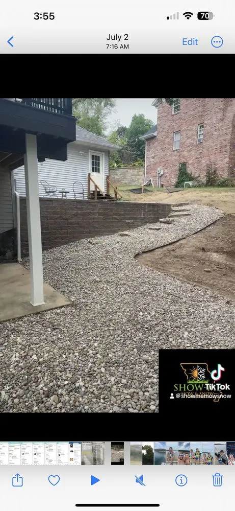 Custom landscape installation in New Bloomfield, MO by Show-Me Mow & Snow