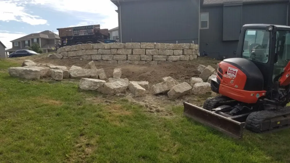 Local residential landscaping experts serving Lee's Summit, MO - Show Me Outdoor Living