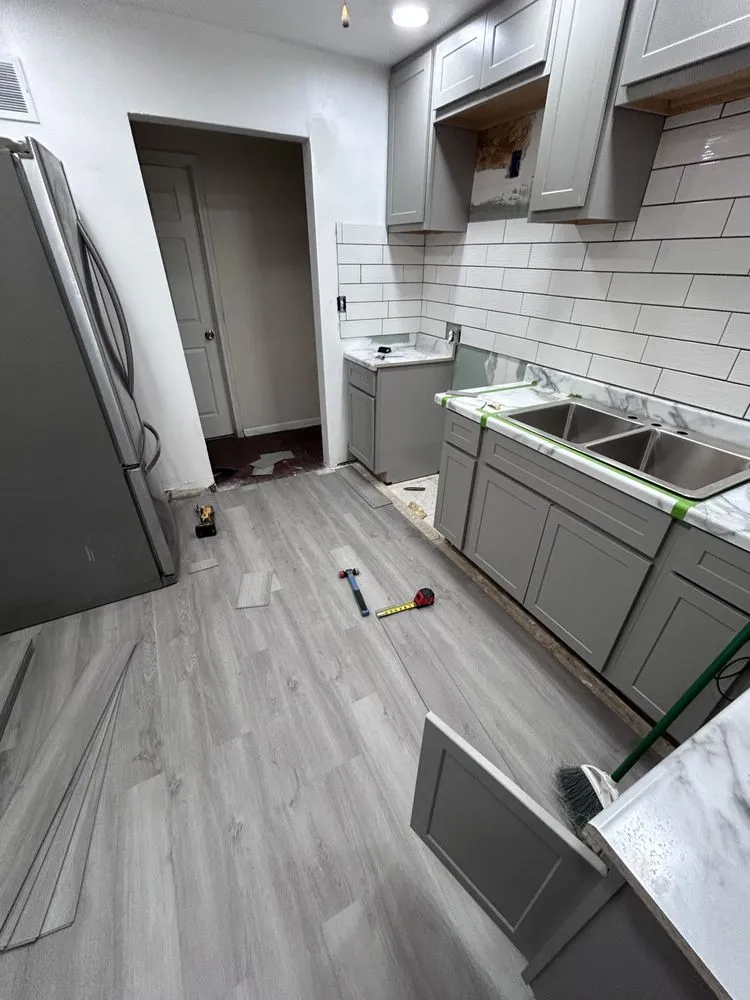 Top-rated yard cleanup service in Florissant, MO by Show Me Service