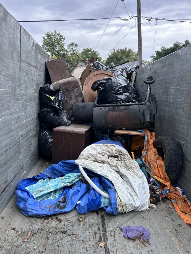 Top-rated outdoor landscaping experts serving Florissant, MO - Show Me Service