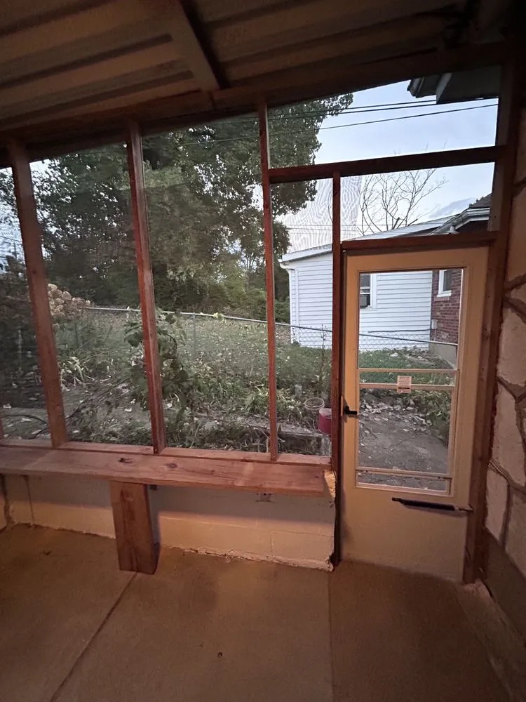 Local yard maintenance in Florissant, MO by Show Me Service