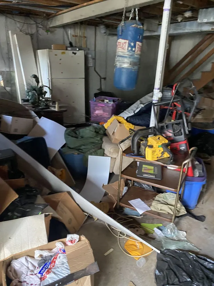 Affordable garden landscaping for year-round maintenance across Ferguson, MO - Show Me Work Construction