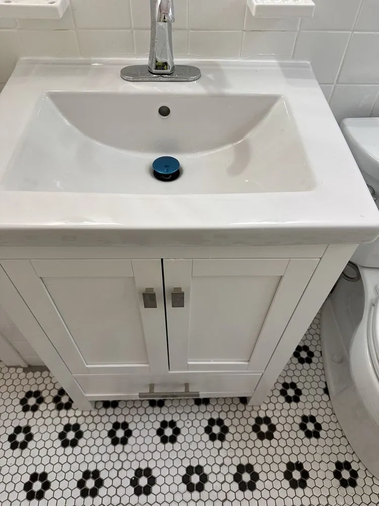 Top-rated lawn mowing service in Ferguson, MO by Show Me Work Construction