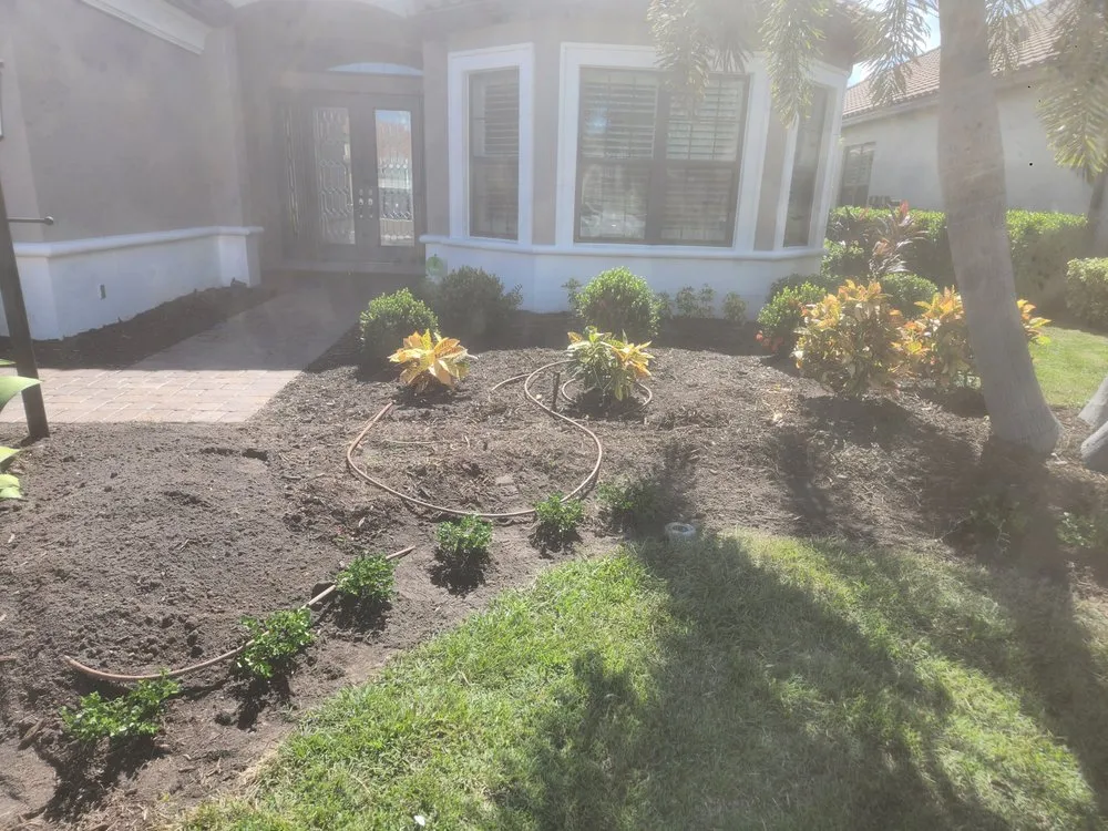 Top-rated garden landscaping experts serving Bradenton, FL - Show Off Landscaping