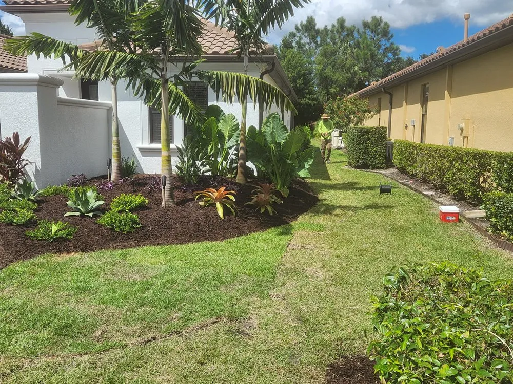 Trusted garden landscaping in Bradenton, FL - Show Off Landscaping