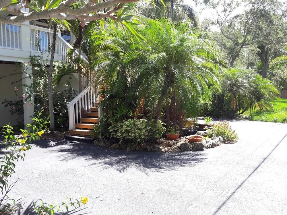 Reliable residential landscaping near you across Tampa, FL - Show To Prove