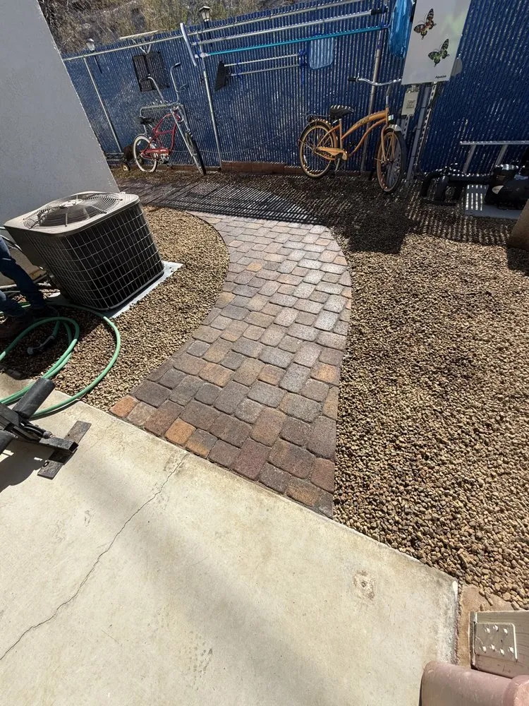 Affordable lawn care service in Bullhead City, AZ - Showtime Landscaping & Maintenance