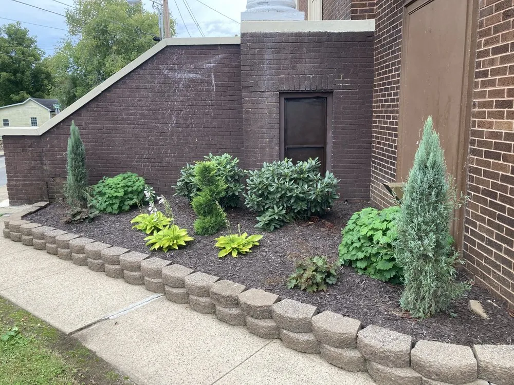 Top-rated lawn care service with custom design across Ashland, KY - Shrub Appeal