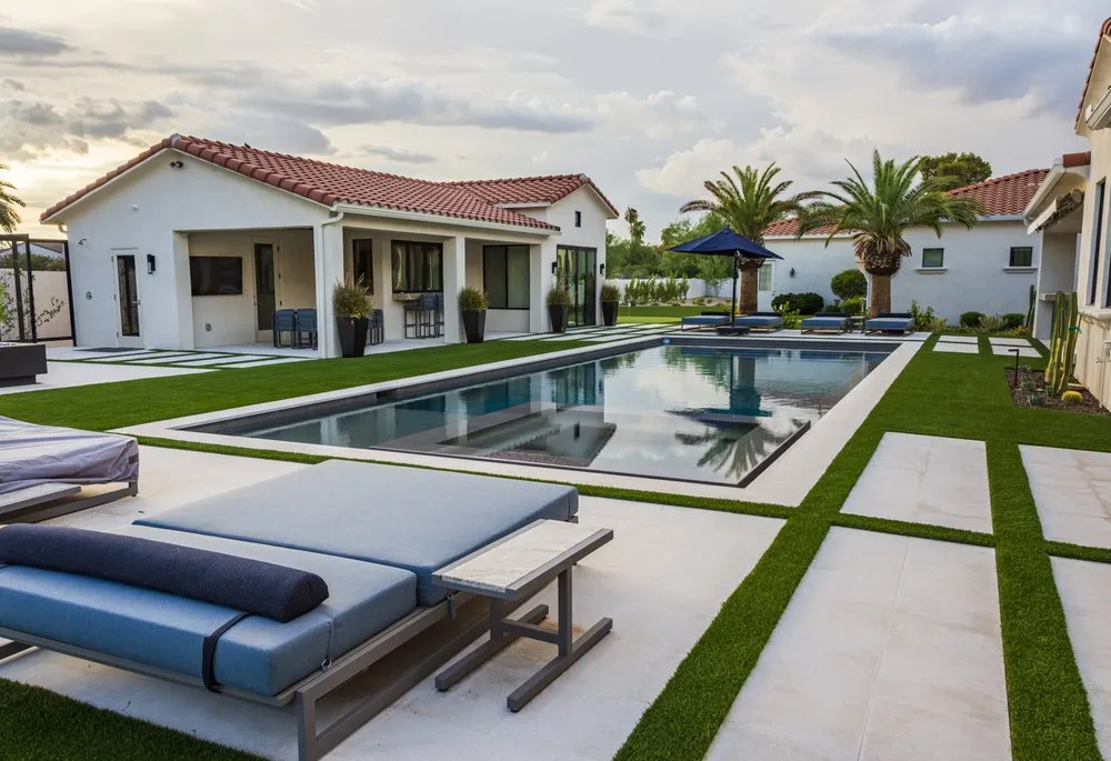 Affordable yard cleanup service in Phoenix, AZ by Shrub It Off