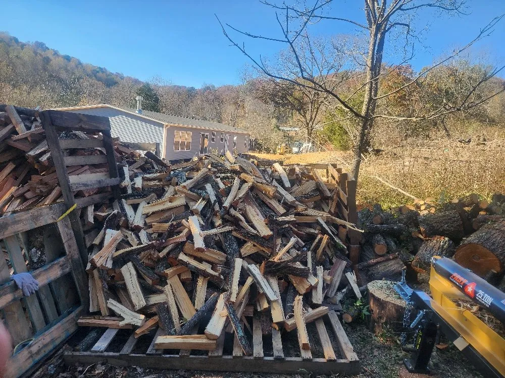 Professional yard maintenance experts serving Washburn, TN - Shular Wood
