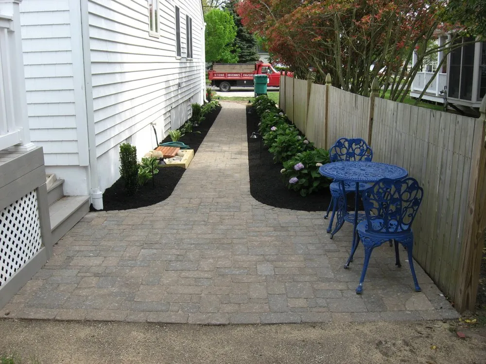 Custom garden landscaping in Ocean View, NJ - Shull Landscaping