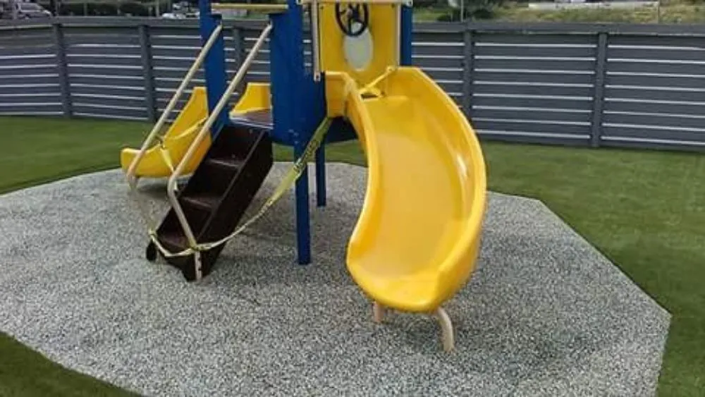 Custom yard cleanup service for homes in Landisburg, PA by Shull's Landscaping