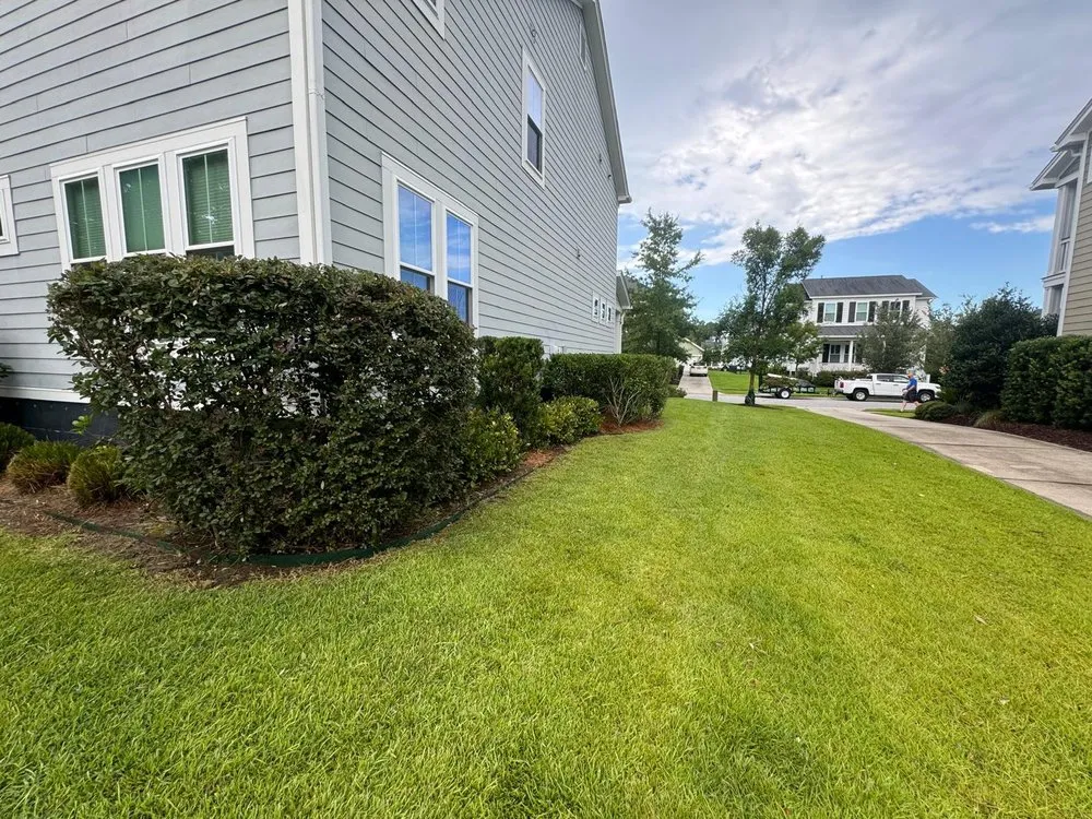 Custom lawn care service in North Charleston, SC - S&I Landscaping