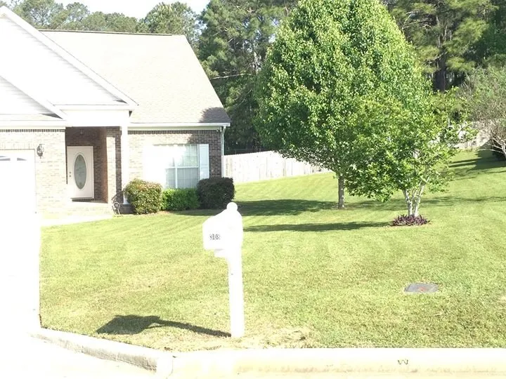 Affordable outdoor landscaping with custom design in Dothan, AL by Sibley Lawn Care