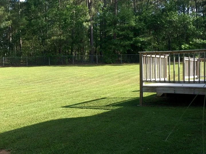 Expert yard maintenance in Dothan, AL by Sibley Lawn Care
