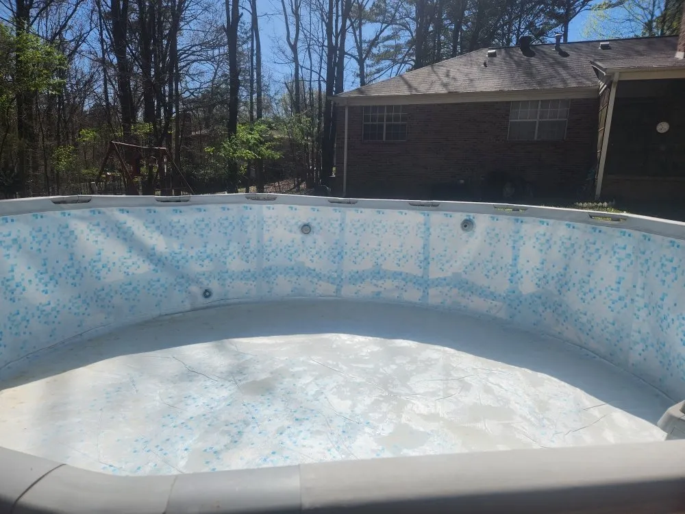 Professional yard maintenance for homes in Batesville, MS by Side Hustle