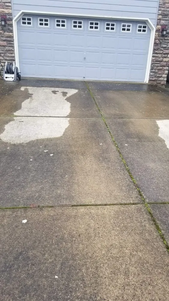 Affordable lawn mowing service for residential properties across Camas, WA - Side Hustle Services