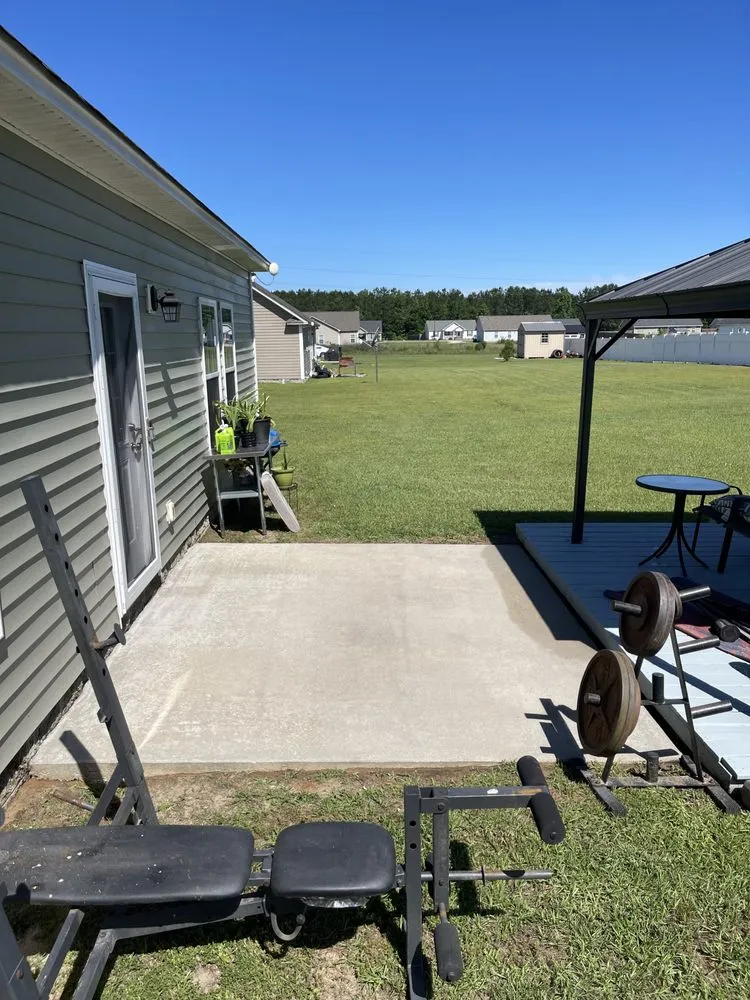 Top-rated lawn mowing service for year-round maintenance across Timmonsville, SC - Sieber Family Yard & Trash Solutions