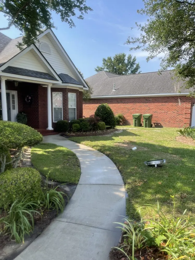 Custom garden landscaping in Timmonsville, SC - Sieber Family Yard & Trash Solutions