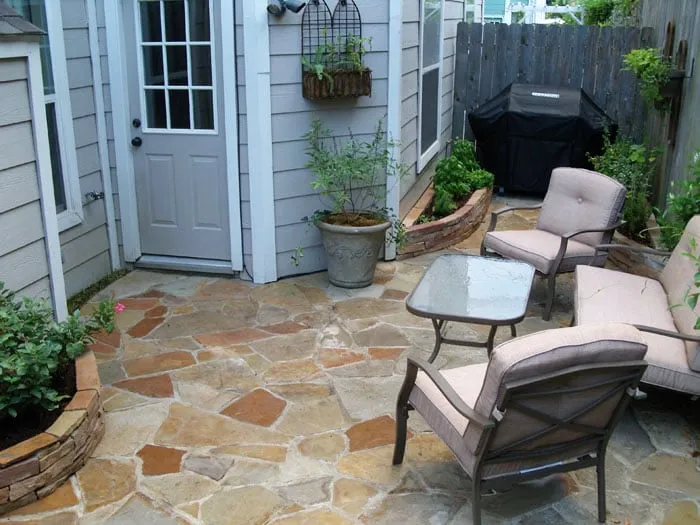 Reliable yard cleanup service for outdoor upgrades across Houston, TX - Sienna Landscape & Design Company