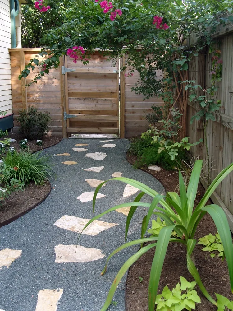 Top-rated lawn care service in Houston, TX - Sienna Landscape & Design Company