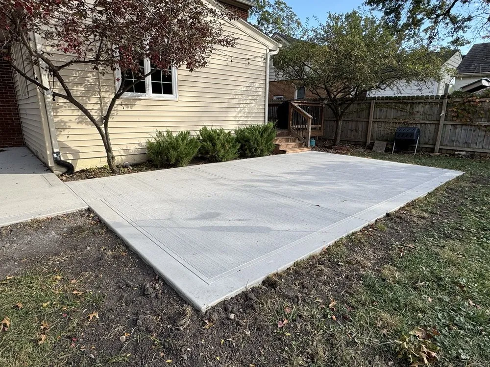Custom landscape installation in Des Moines, IA by Sierra Construction
