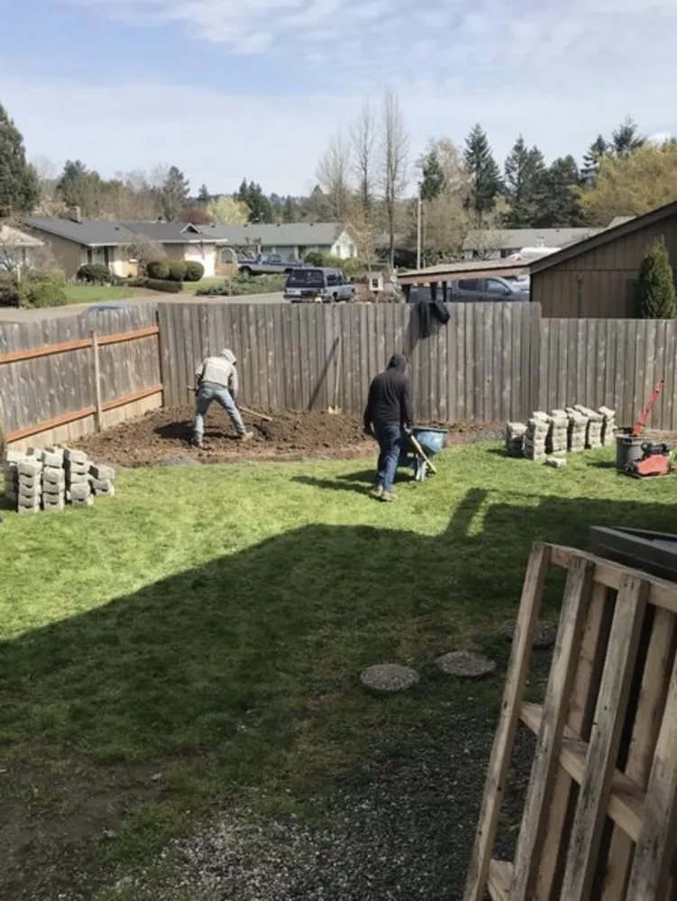 Affordable yard maintenance experts serving Dayton, OR - Sierra Lake Landscape Maintenance