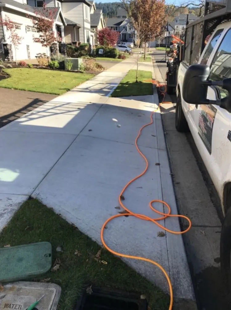 Local landscaping services experts serving Dayton, OR - Sierra Lake Landscape Maintenance